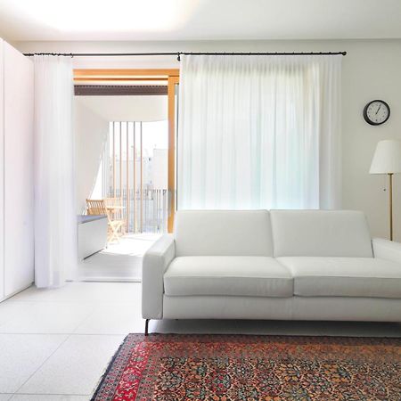 Luxury Apartment Con Terrazza, Palestra, Cowork & Box Privato ミラノ エクステリア 写真