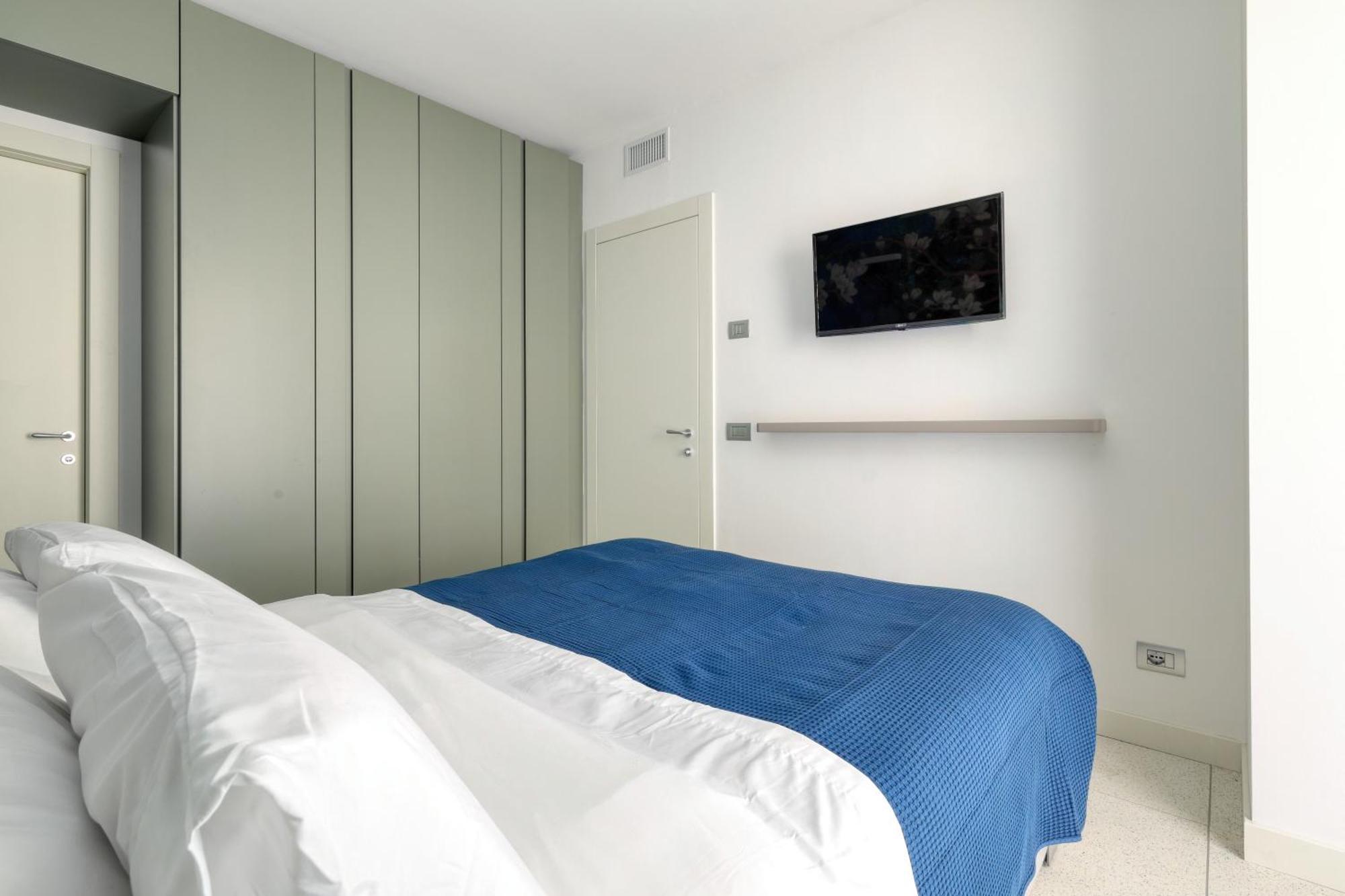 Luxury Apartment Con Terrazza, Palestra, Cowork & Box Privato ミラノ エクステリア 写真